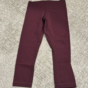 Burgundy Lululemon capris!